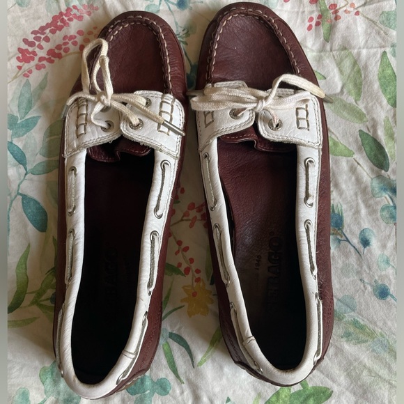 ASO Kate Middleton Sebago Bala Loafers - Picture 4 of 9